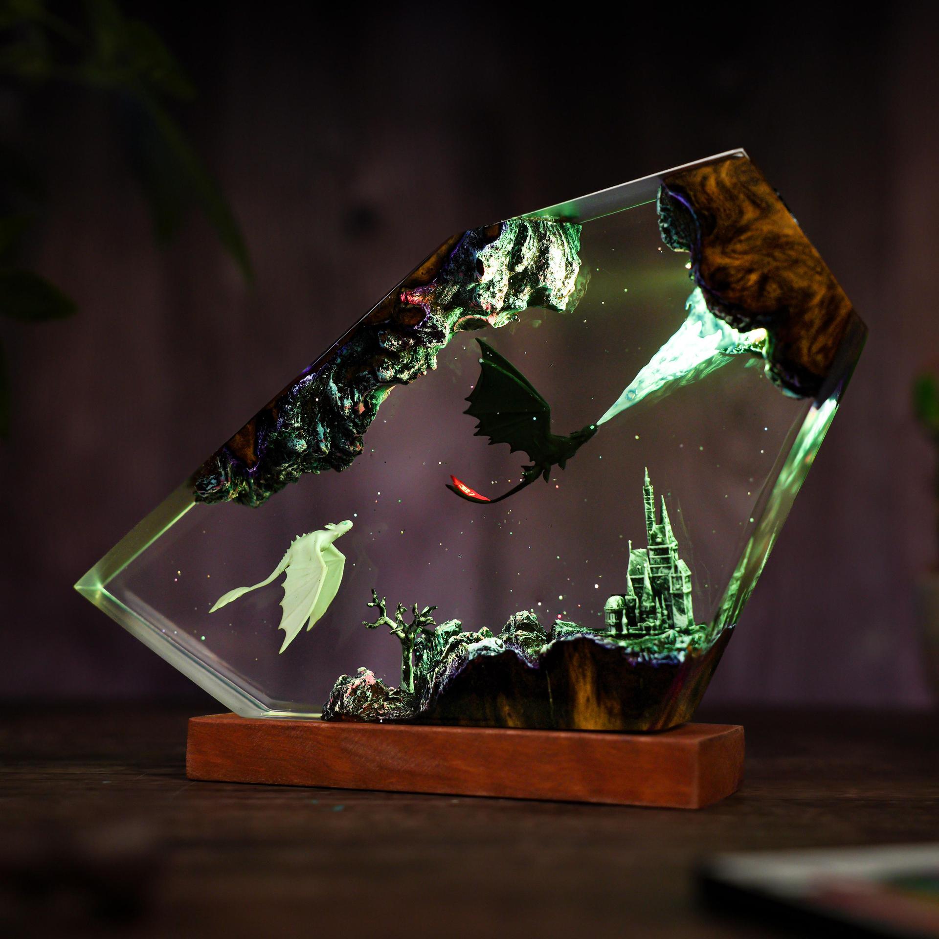Stargazer — Dragon Duo Resin Lamp