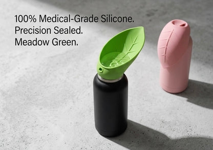 AeroGulp™ Portable Leaf Water Dispenser – Ultra-Light Silicone Pet Travel Bottle Cup