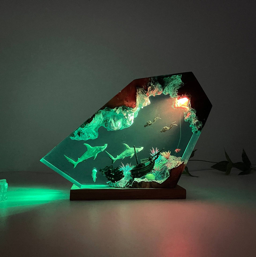 Abyss — Hammerhead Shark Resin Lamp