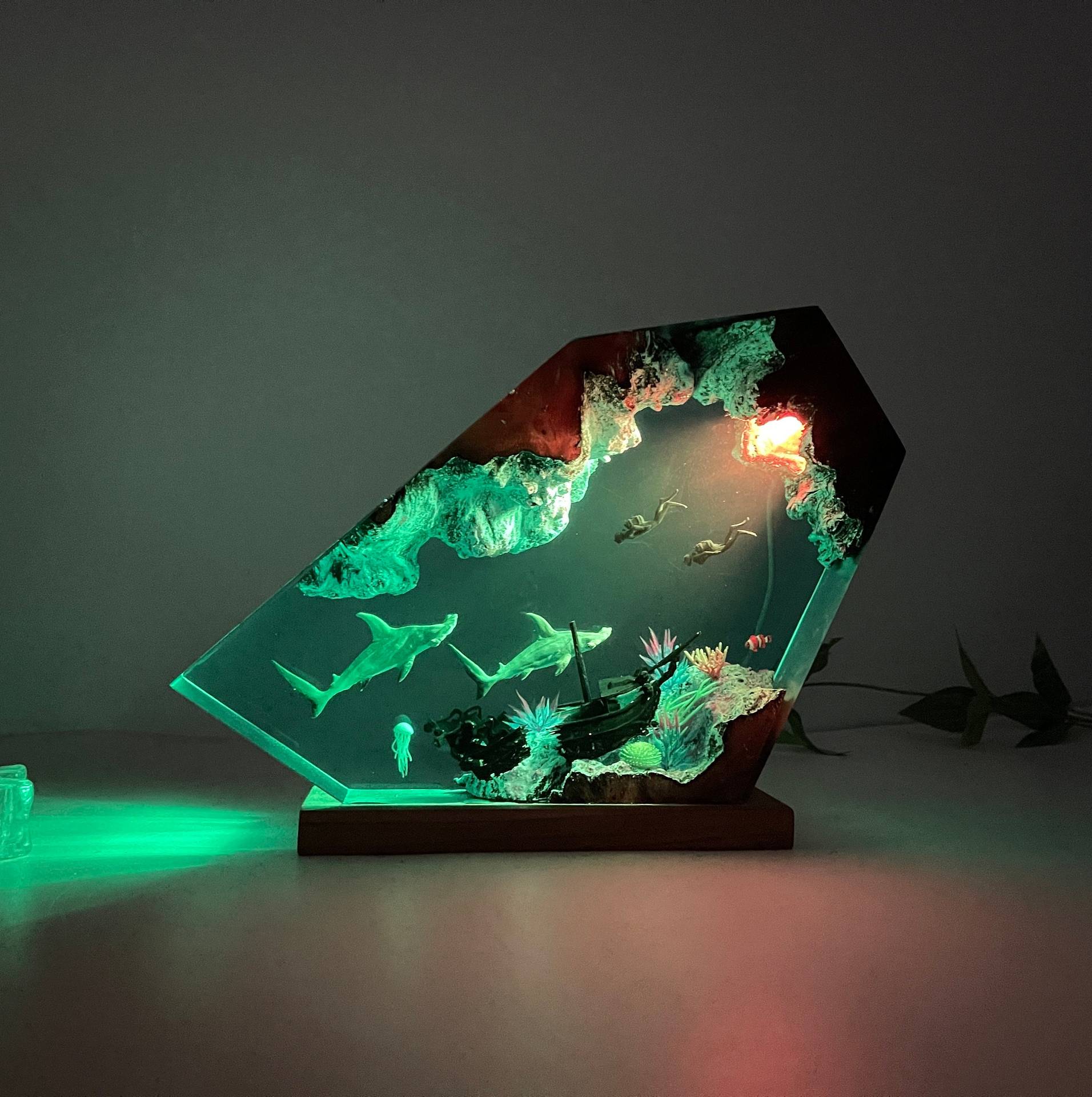 Abyss — Hammerhead Shark Resin Lamp
