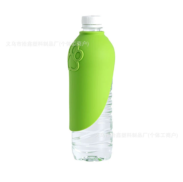 AeroGulp™ Portable Leaf Water Dispenser – Ultra-Light Silicone Pet Travel Bottle Cup