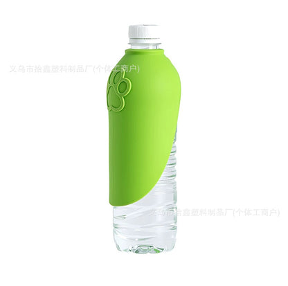 AeroGulp™ Portable Leaf Water Dispenser – Ultra-Light Silicone Pet Travel Bottle Cup